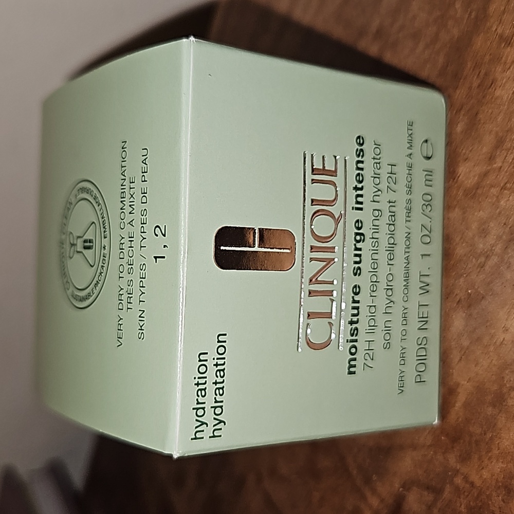 Clinique Moisture Surge Intense - Picture 2 of 2